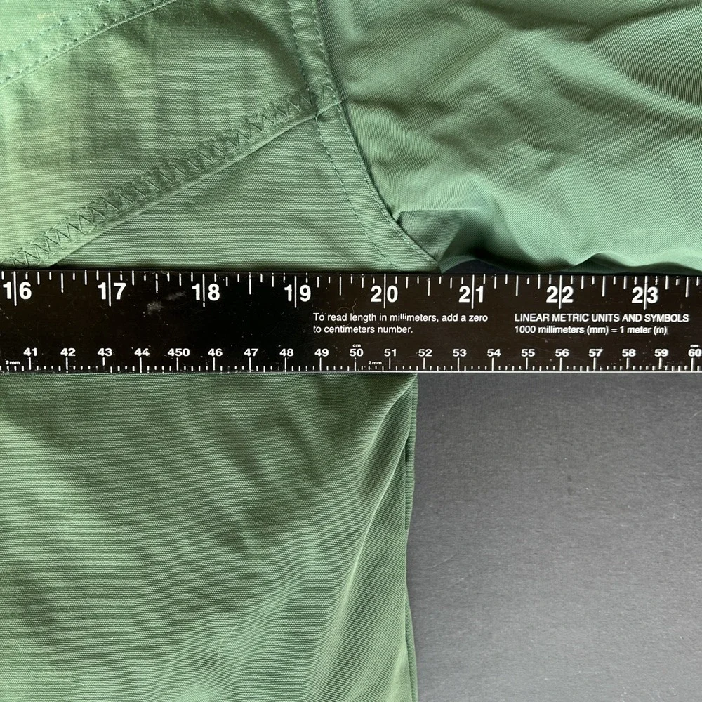 VTG CCM Dallas Stars NHL Center Ice Winter Puffer Coat Green Gray Youth LG